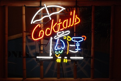 Neon &quot; Cocktails &quot; parrot wth. umbrella L 220v