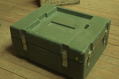Army crate, Square