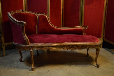 Classical Sofa, red velours Chaise longue
