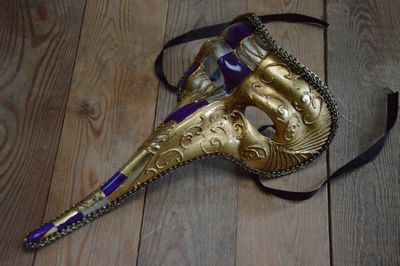 sale Mask, Long Nose, Purple/Gold