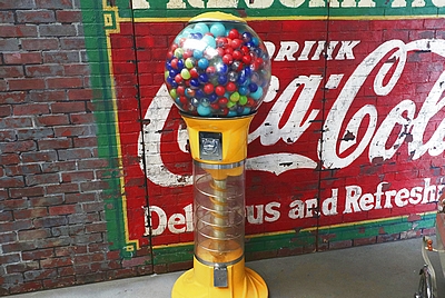Candy-Gumball-Machine large