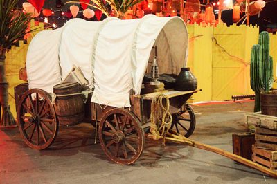 Old Horse Car, Covered wagon