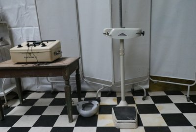 Doctors Scale and Stadiometer