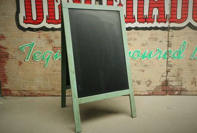 Signboard, Chalkboard  (Green)