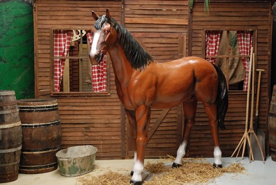 Horse, Brown, life-size