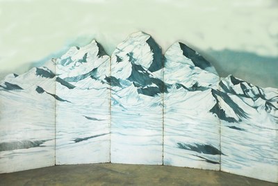 Screen, Snow-mountain