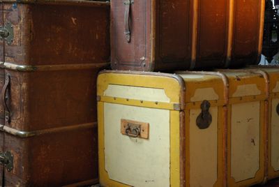 Suitcase old Journey, Colonial